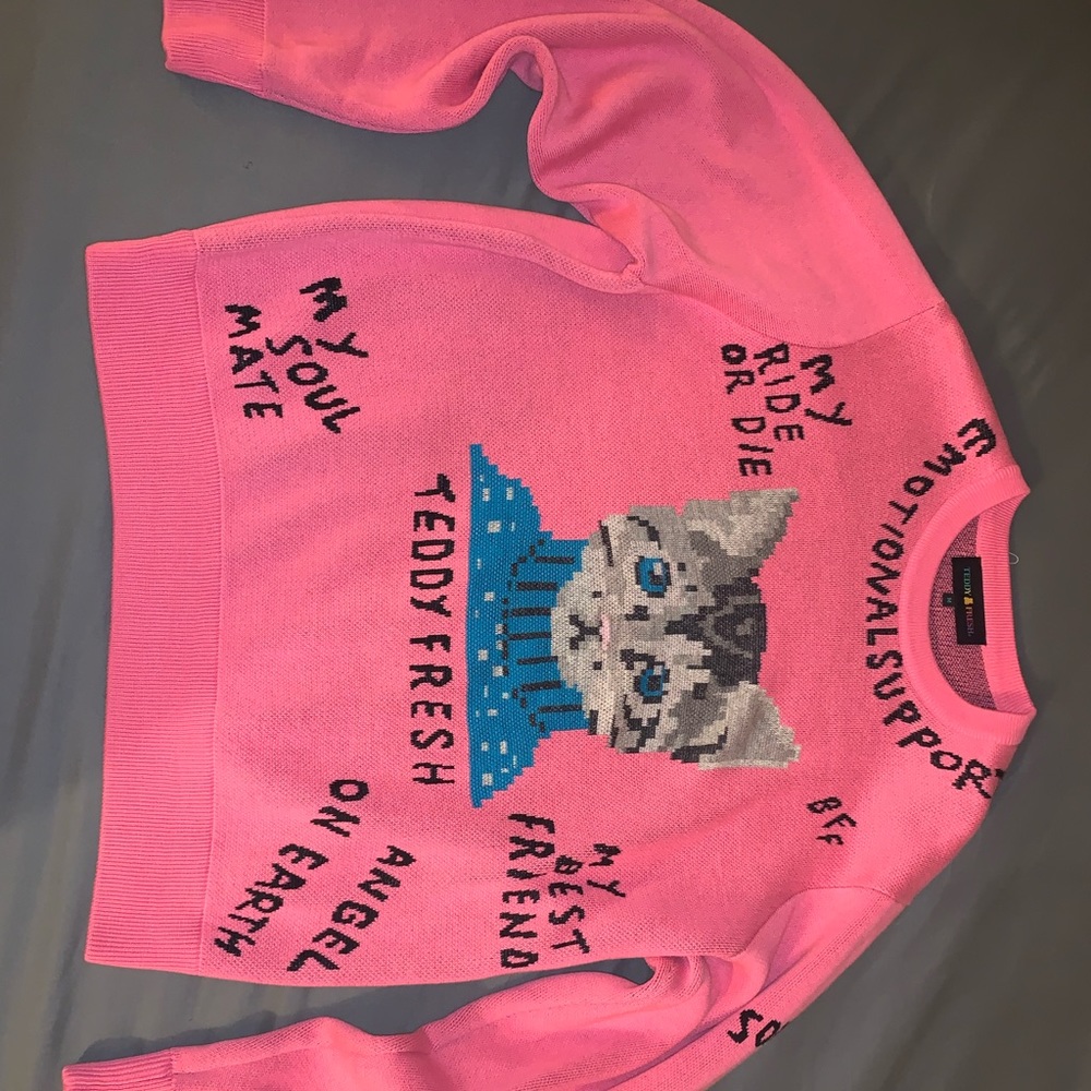 Best friend sweater size M